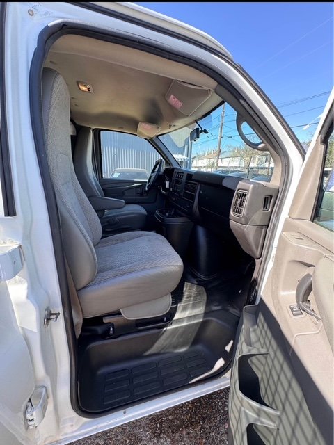 2013 Chevrolet -Express 1500 Cargo Van