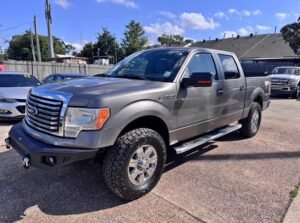 2011 Ford F-150- Super Crew Cab