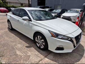 2020 Nissan Altima